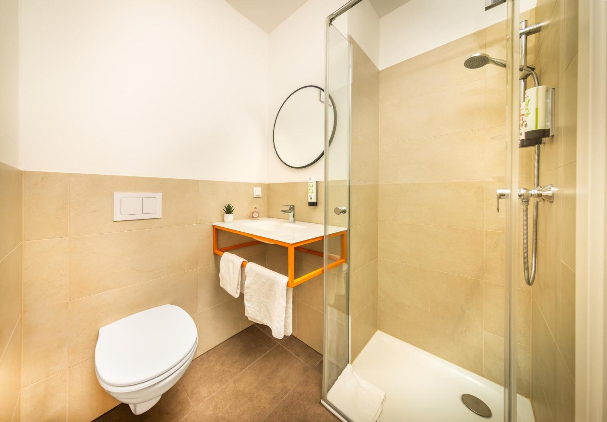 Lyf Schoenbrunn 4* Wien